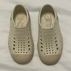 Native Shoes in size 8c off white will blue accents. Gently worn kids shoes